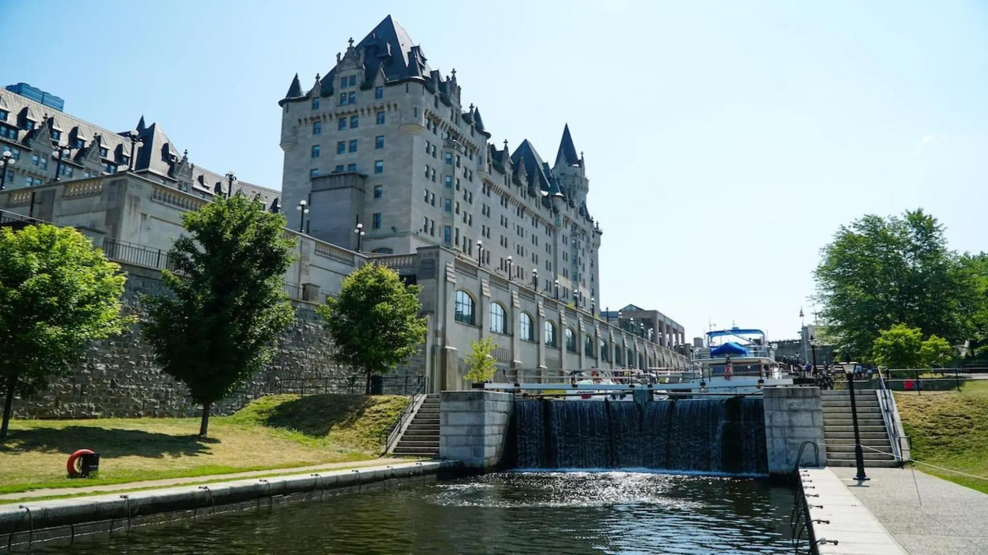 Holiday Inn - Ottawa Dwtn - Parliament Hill By Ihg Hotel